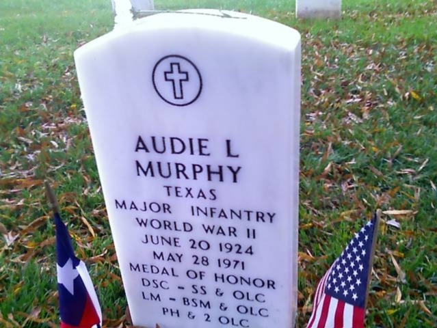 Audie Murphy dies