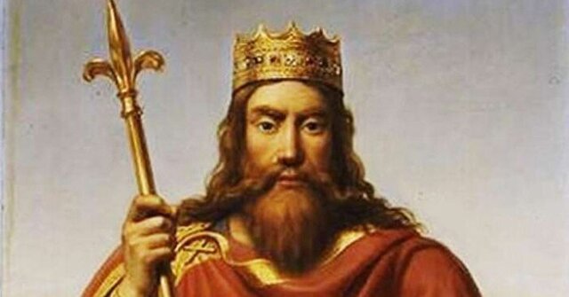 Clovis Becomes king