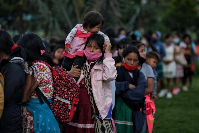 Desplazamiento indigena por "megapoyectos"