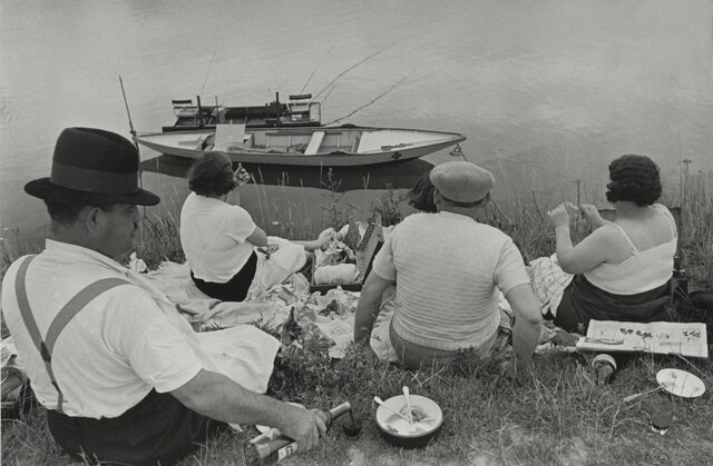 Juvisy, France par Henri Cartier-Bresson
