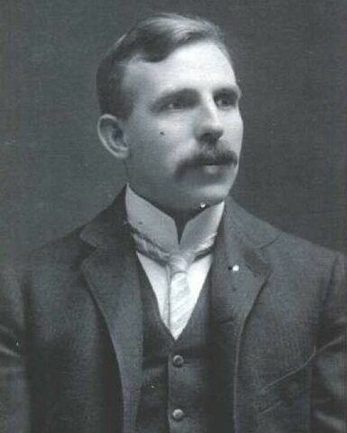 _Ernest Rutherford