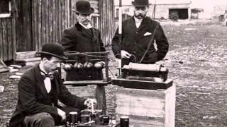 The vacuum tube is invented.