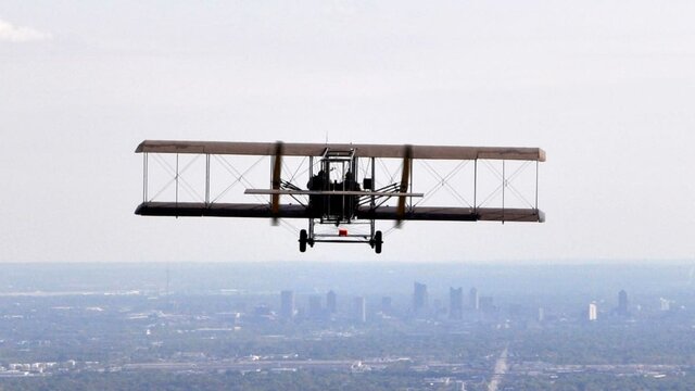 the first successful airplane
