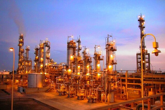 EL inico de la era de la petroquima