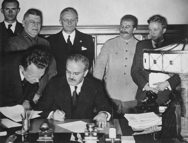 molotov-ribbentrop pakten