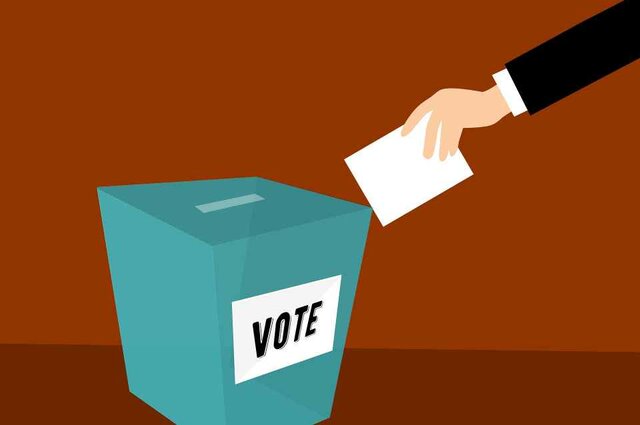 Avstro-Ogrska uvede splošno volilno pravico