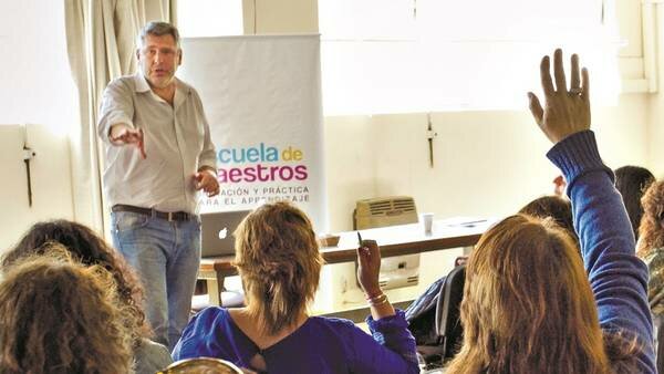 Aparece, por primera vez, la Psicología aplicada a la educación referente a la formación de los maestros