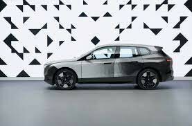 BMW's iX Flow colour changing car.