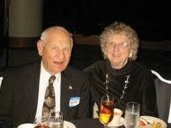 Helen Yura y Mary B. Walsh