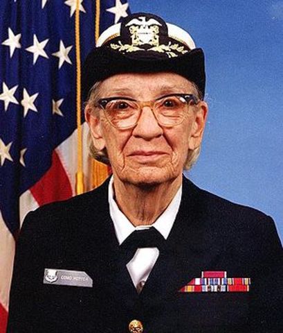 Grace Hopper is born
