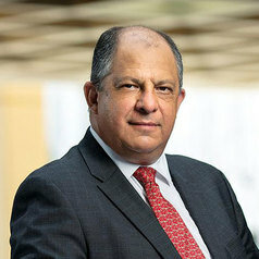 Presidente Luis Guillermo Solís Rivera 2014 - 2018