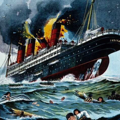 RMS Lusitania sinks