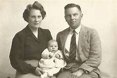 Agatha Christie - the "Mistress of Mystery"