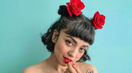 Timeline: La historia de vida de Mon Laferte