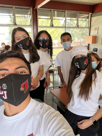 Ultimo año en el colegio y regreso a clases