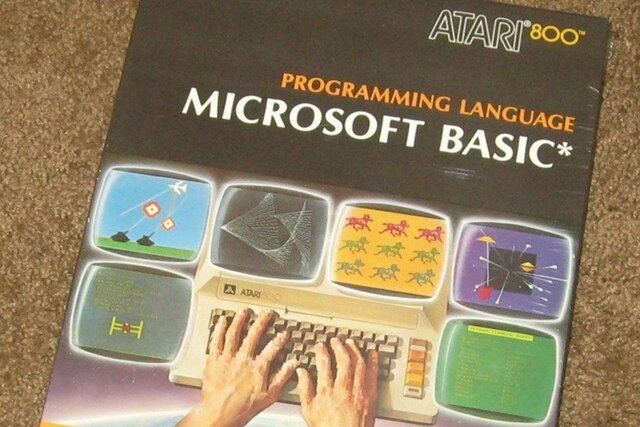 BASIC (Código de instrucciones simbólicas para principiantes)