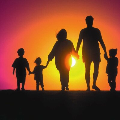 Timeline: Биография