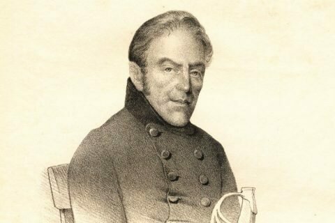 Se graduó el primer bachiller de Medicina