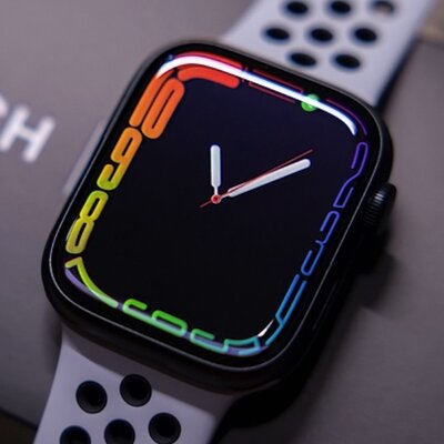 Timeline: Producto derivado de otro: Apple Watch y Smart Watch