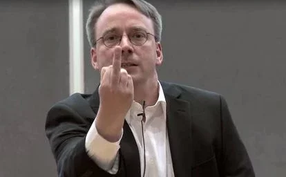 Linus Torvalds anuncia que esta trabajando en la creacion de un S.O