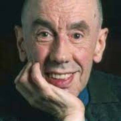 Timeline: Autor: Miquel Martí i Pol,  fou un poeta, escriptor i traductor català, un dels més populars del segle XX. Gènere: Poesia. Obra: Estimada Marta, publicat el 1978, amb el qual s'inicia el reconeixement popular del poeta català.