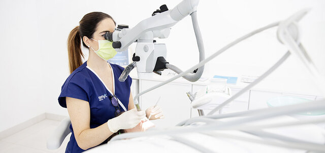 Microscopio en la Operatoria Dental