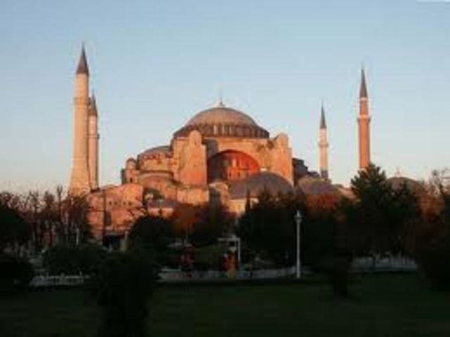 Capitol Moved to Constantinople 330AD