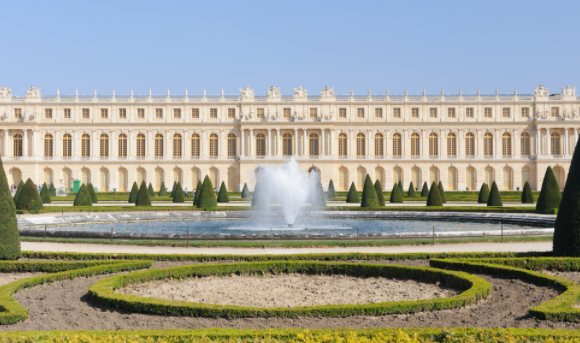 Palace of Versailles built