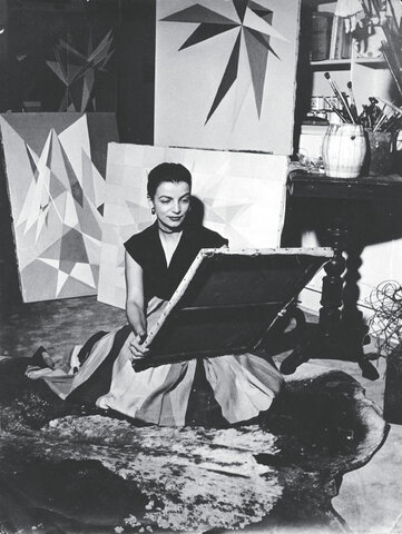 ★ Lygia Clark was Born