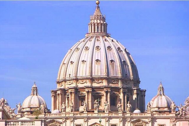 Cúpula de San Pedro del Vaticano (exterior)
