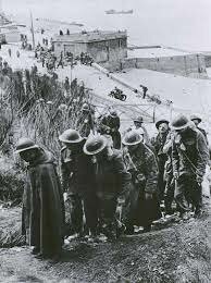 British and French troops evacuate Dunkirk