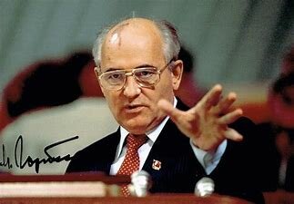 Begin Michail Gorbatsjov Secretaris-generaal van de Communistische Partij van de USSR