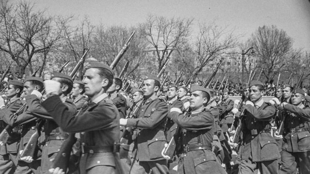 La caida de la monarquia