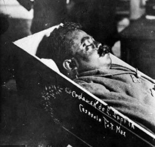 Muere Emiliano Zapata
