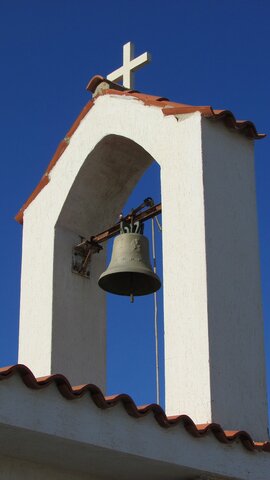 Campanarios de las iglesias comunales