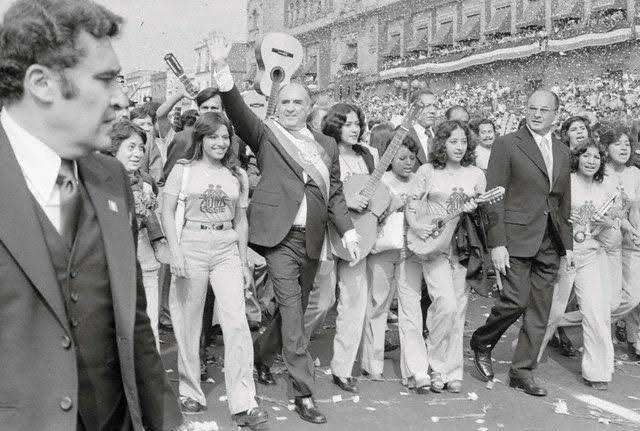 Echeverría rinde su último informe de gobierno