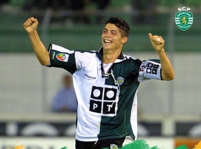 Cristiano Sings with Nacional and he stopped studying