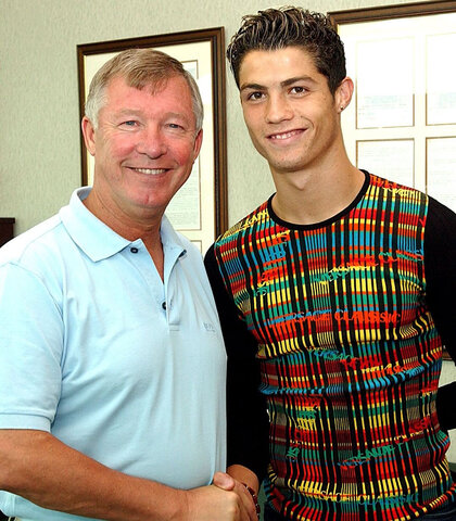 Cristiano Transfers to Manchester United