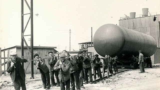 Els nazis van ser obligats a portar ....