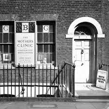 Opens first clinic for birth control