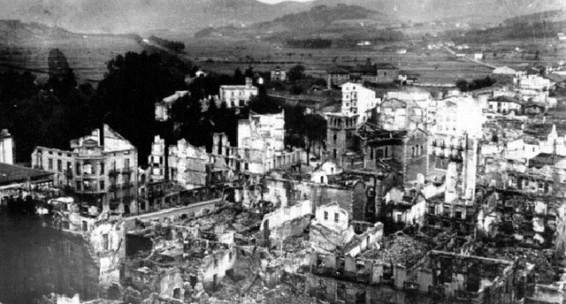 Bombardeo Guernica
