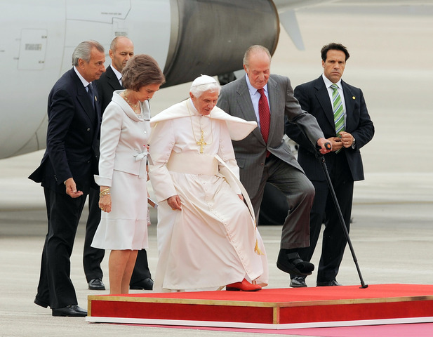 Pope Benedict XVI visits Turkey