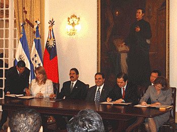 TLC ENTRE EL SALVADOR-HONDURAS-TAIWAN