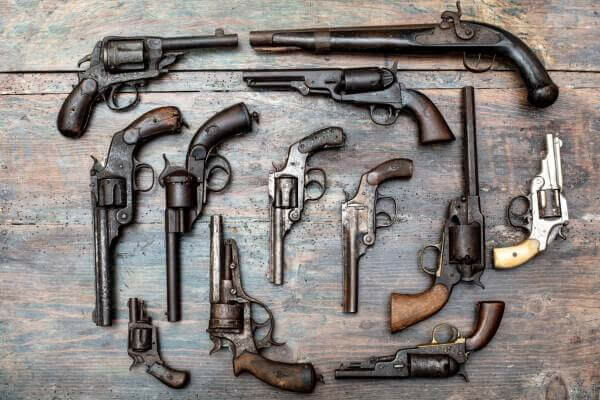 APARICIÓN DE LAS ARMAS DE FUEGO