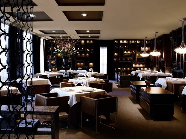 INNAUGURO MI PROPIO RESTAURANTE.