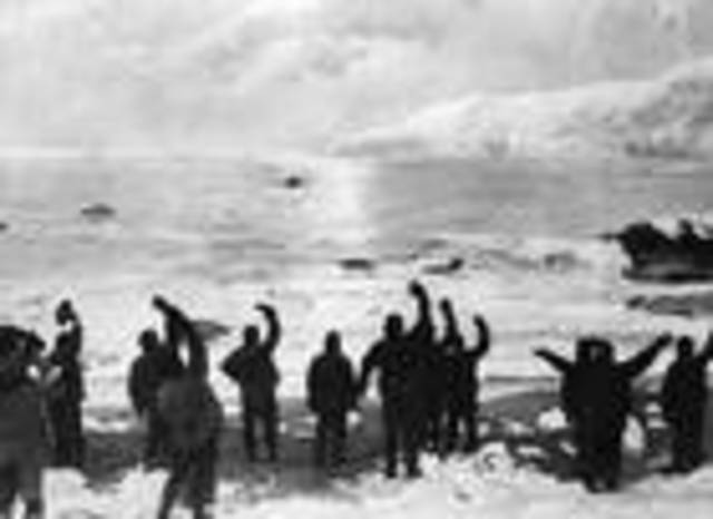 Shackleton rescues the 22 men on Elephant Island.