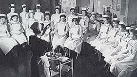 Cambios en la Escuela práctica y gratuita de enfermeros