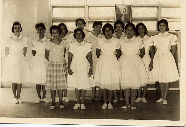 EGRESÓ LA PRIMERA GENERACIÓN