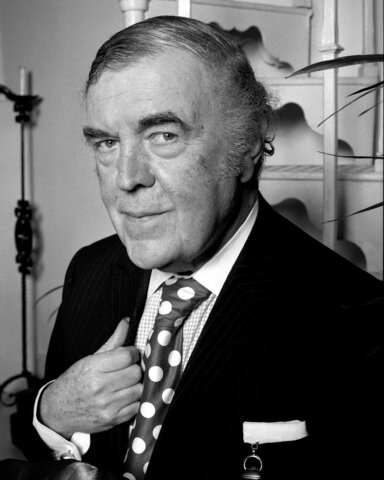 Norman Hartnell (AM)