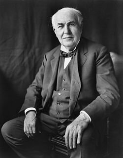 Nacimiento de Thomas Alva Edison.